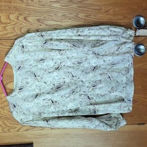 NWT DIVIDENDS  Vintage lingerie sleeve blouse